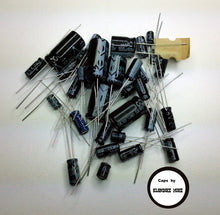 Load image into Gallery viewer, Montgomery Ward 719 (Wards GEN-719A) electrolytic capacitor kit