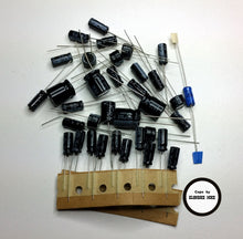 Load image into Gallery viewer, Lowe HF-225 electrolytic capacitor kit
